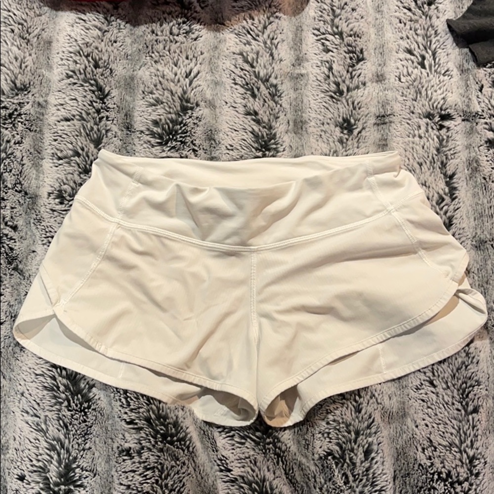 Lululemon Speed Up Short 2.5 - White - Size 6
